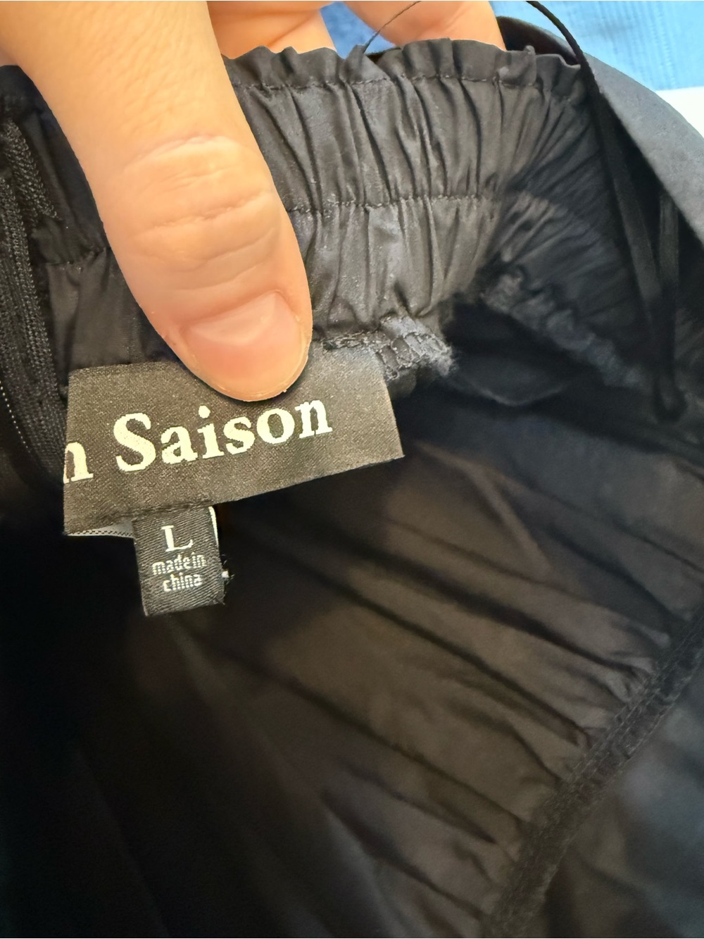 En Saison Black Midi Dress with Puff Sleeves - Picture 5 of 10
